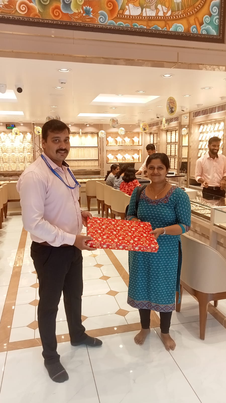 Navarathna Gold and Diamonds Jewellery