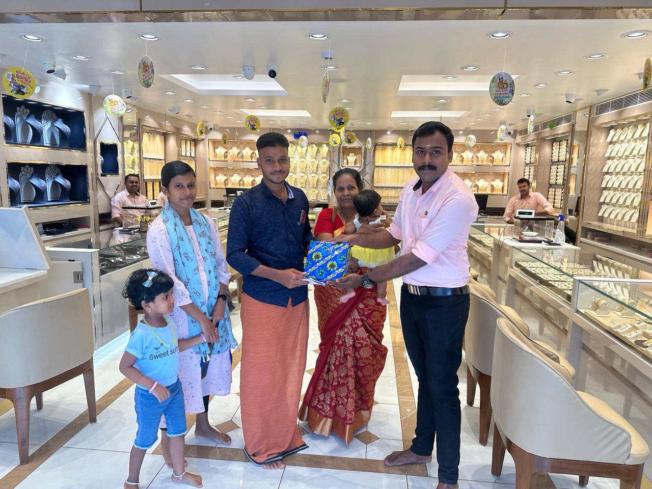 Navarathna Gold and Diamonds Jewellery