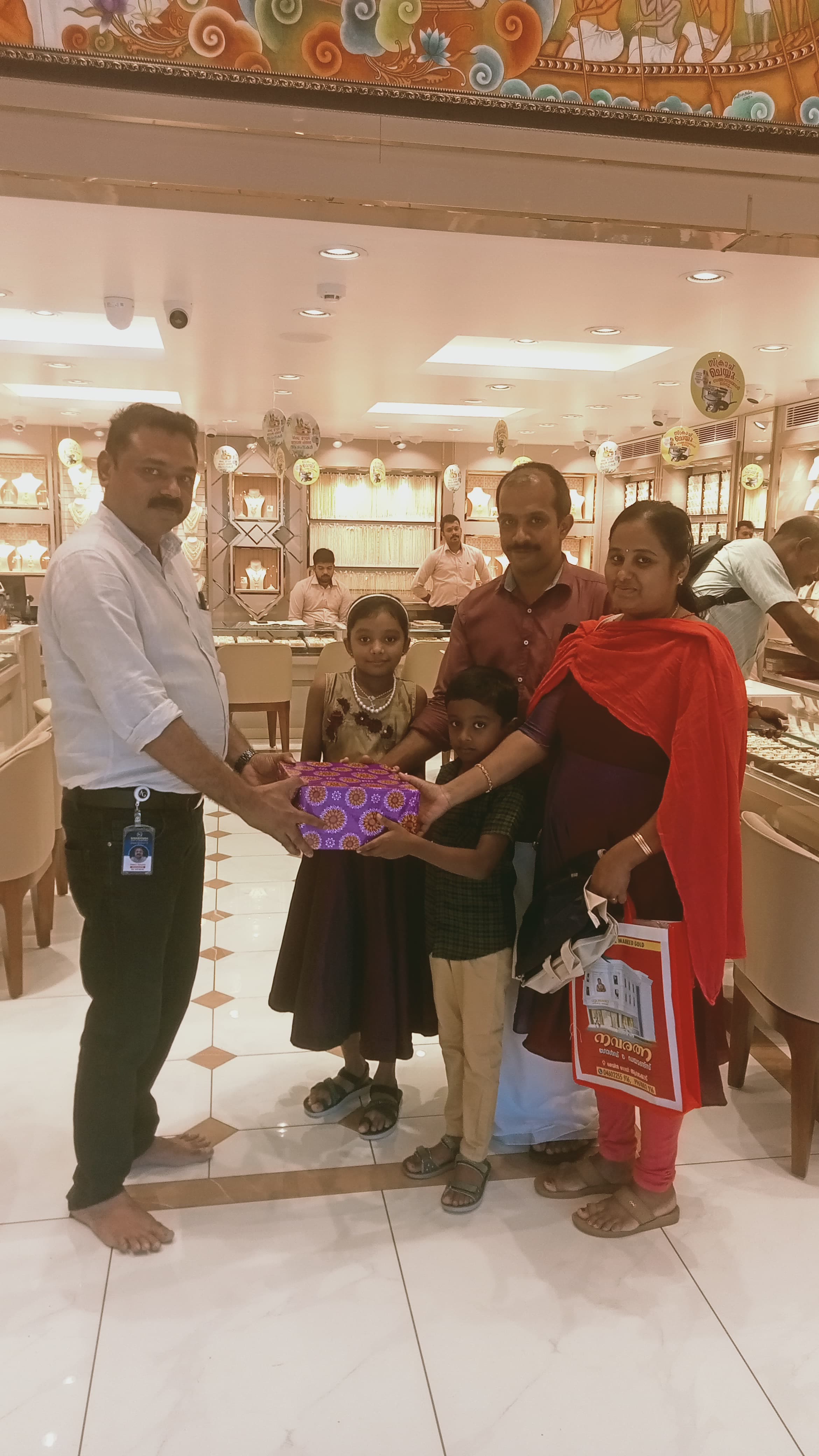 Navarathna Gold and Diamonds Jewellery