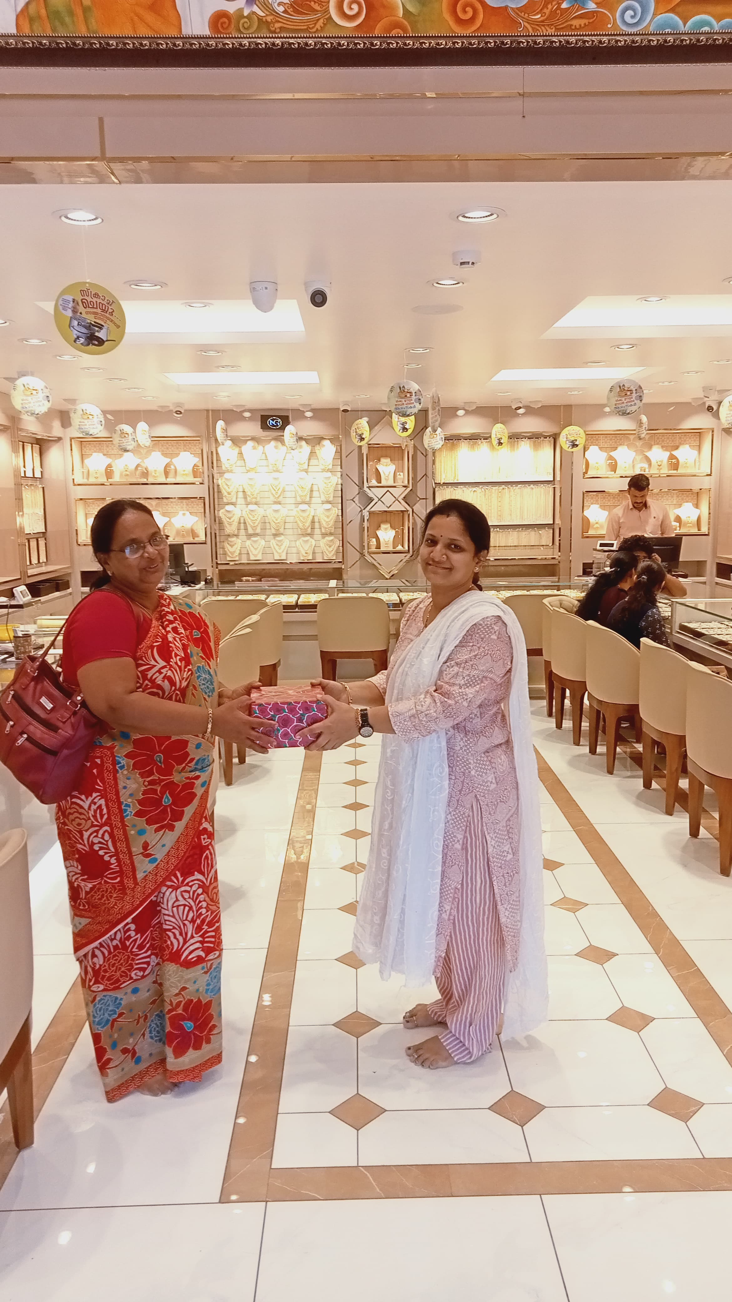 Navarathna Gold and Diamonds Jewellery