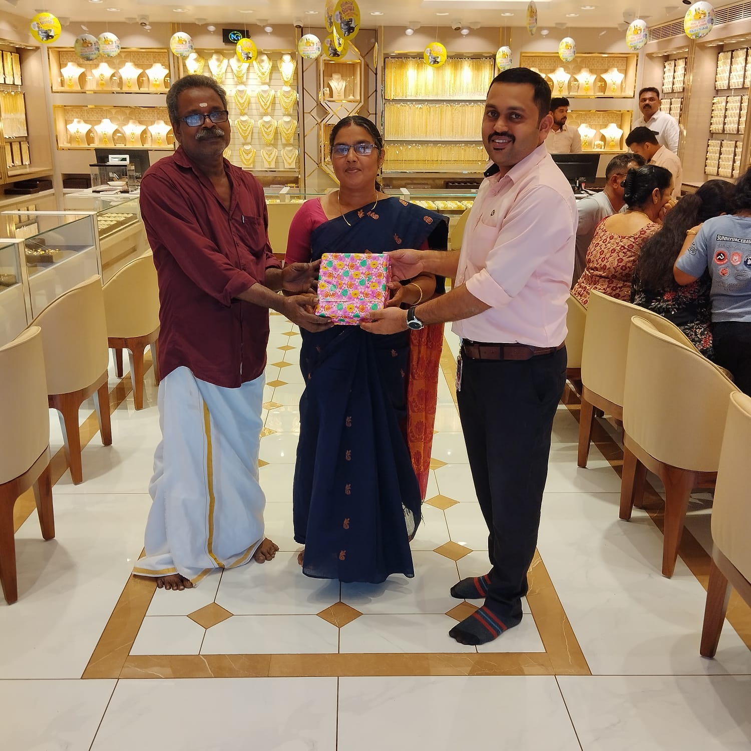 Navarathna Gold and Diamonds Jewellery