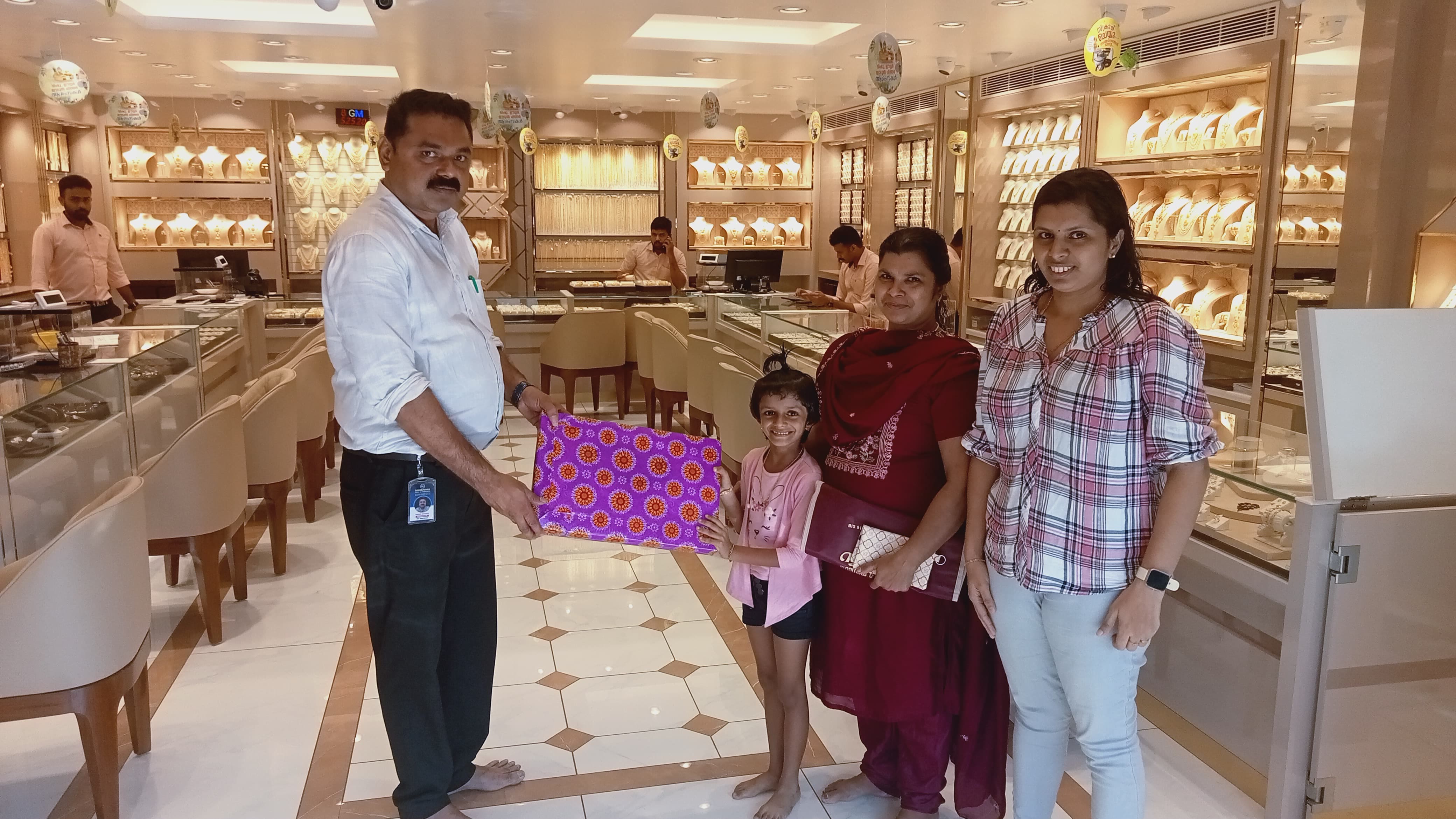 Navarathna Gold and Diamonds Jewellery