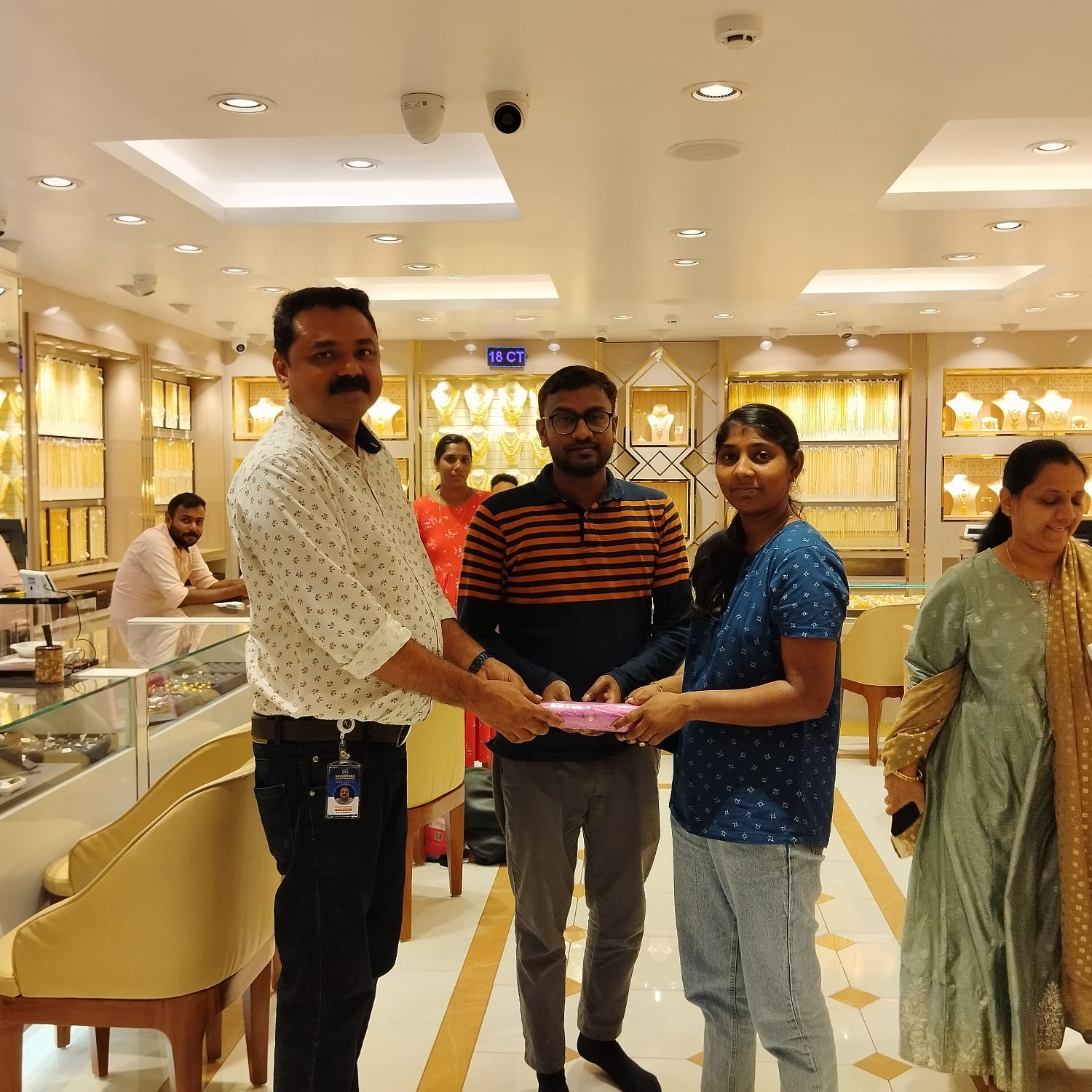 Navarathna Gold and Diamonds Jewellery