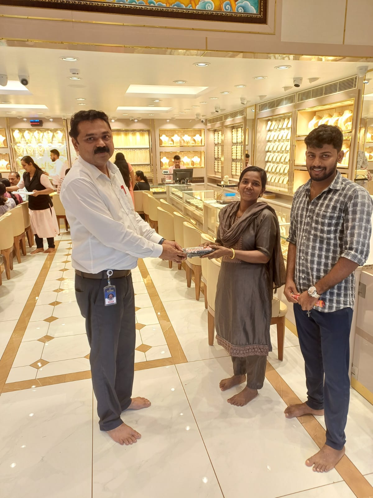 Navarathna Gold and Diamonds Jewellery