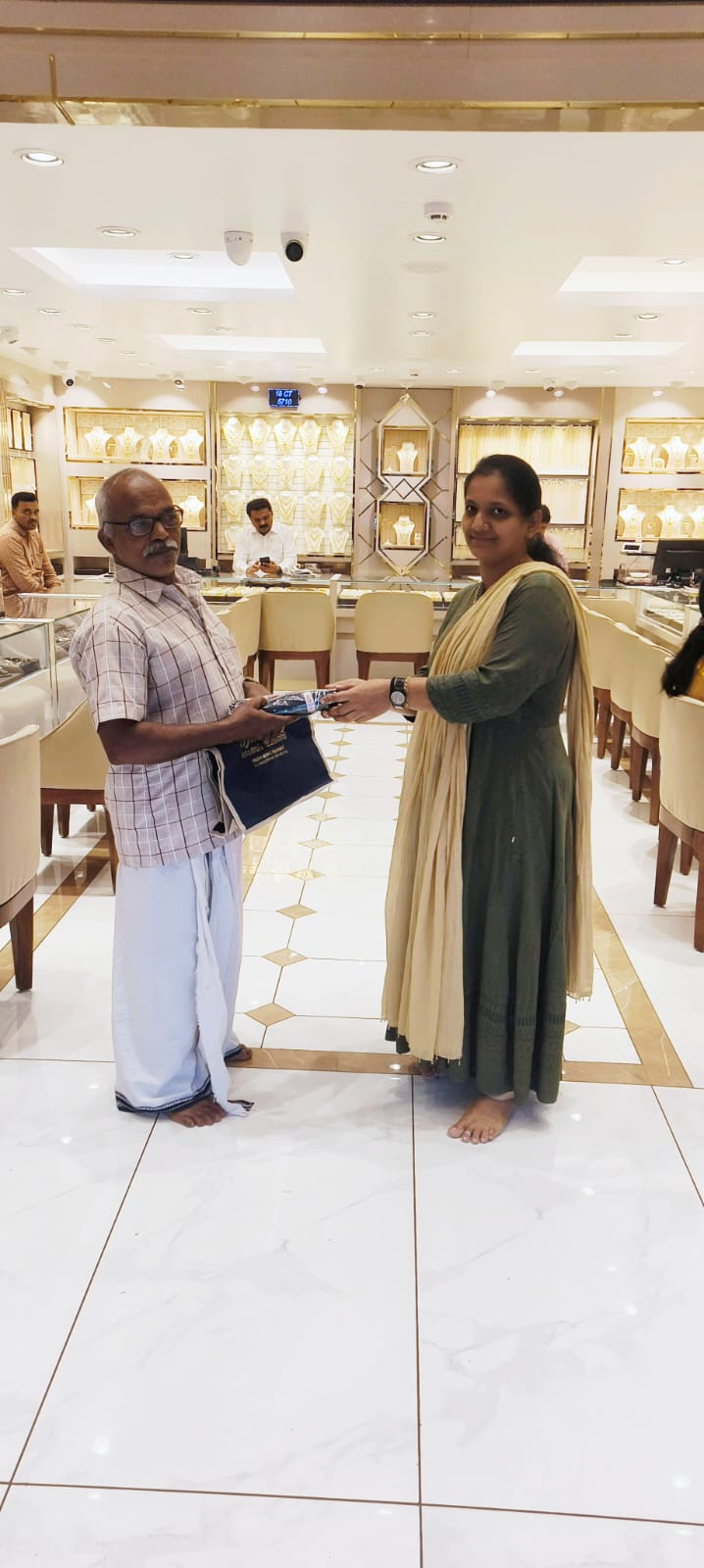 Navarathna Gold and Diamonds Jewellery